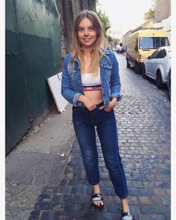 Nell Hudson feet photo 2