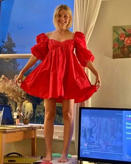 Nell Hudson feet photo 5