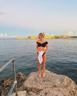 Nell Hudson feet photo 14