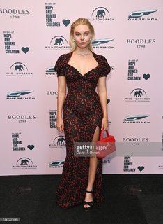 Nell Hudson feet photo 5
