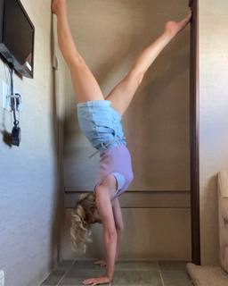 Nell Hudson feet photo 16