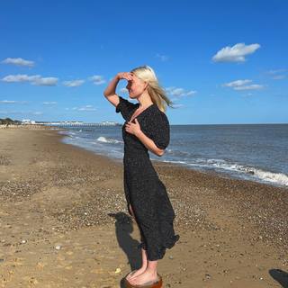 Nell Hudson feet photo 7