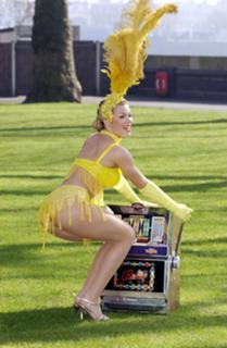 Nell McAndrew feet photo 8