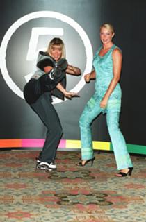 Nell McAndrew feet photo 3