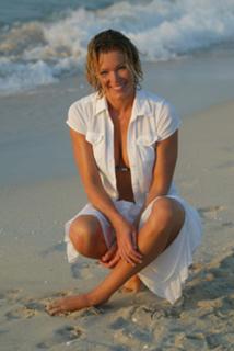 Nell McAndrew feet photo 3