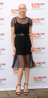 Nell McAndrew feet photo 10