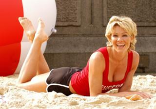 Nell McAndrew feet photo 8
