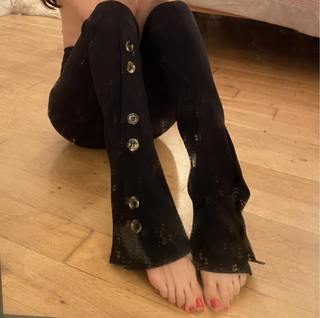 Nellie Eden feet photo 1