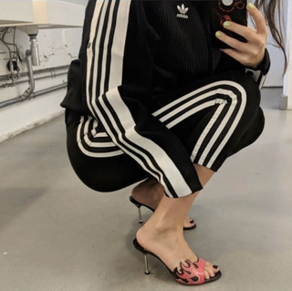 Nellie Eden feet photo 1