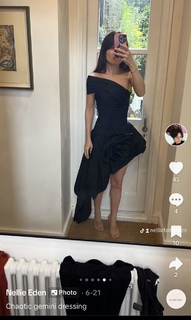Nellie Eden feet photo 1