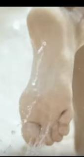 Nelly Karim feet photo thumbnail