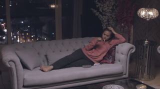 Nelly Karim feet photo thumbnail