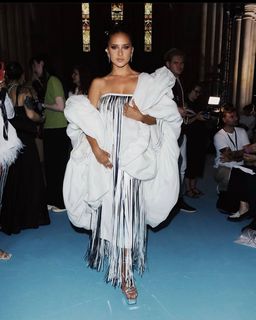 Nelly Karim feet photo thumbnail