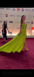 Nelly Karim feet photo thumbnail