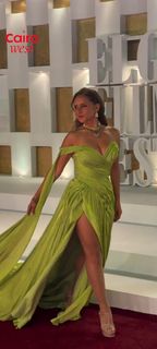 Nelly Karim feet photo thumbnail