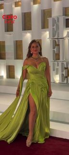 Nelly Karim feet photo thumbnail