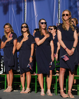 Nelly Korda feet photo thumbnail