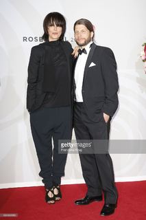 Nena feet photo thumbnail