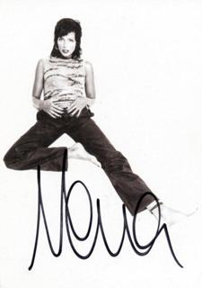 Nena feet photo thumbnail