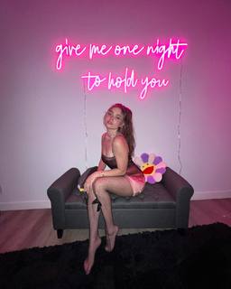 Neriah Fisher feet photo 4