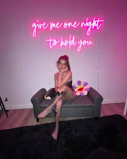 Neriah Fisher feet photo 3