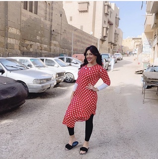 Nermin Maher feet photo thumbnail