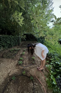 Neslihan Atagül feet photo thumbnail