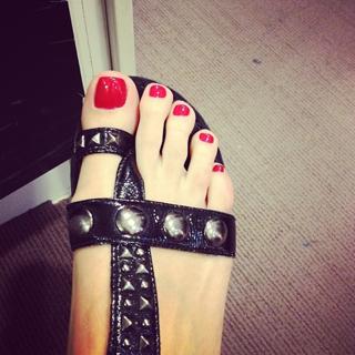 Neslihan Darnel feet photo 7