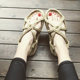 Neslihan Darnel feet photo 16