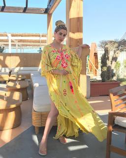 Nesreen Tafesh feet photo 2