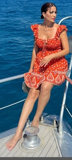 Nesreen Tafesh feet photo 8