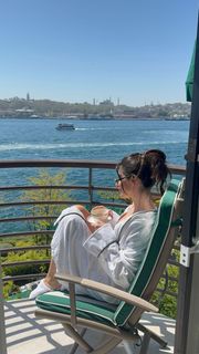 Nesrin Cavadzade feet photo thumbnail