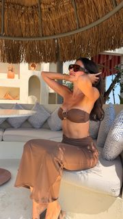 Nesrin Cavadzade feet photo 4