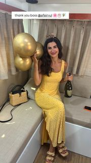 Nesrin Cavadzade feet photo 17