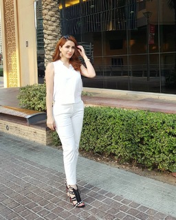 Nesrine Tafesh feet photo thumbnail
