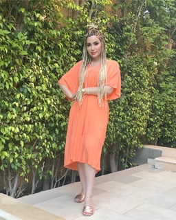 Nesrine Tafesh feet photo thumbnail