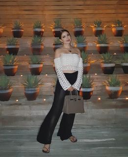 Nesrine Tafesh feet photo thumbnail