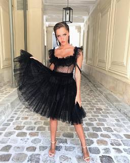 Neta Alchimister feet photo thumbnail