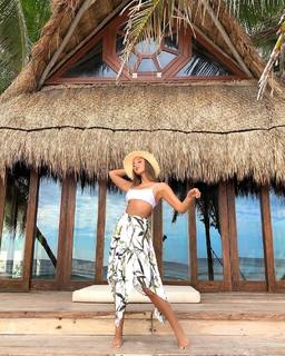 Neta Alchimister feet photo thumbnail