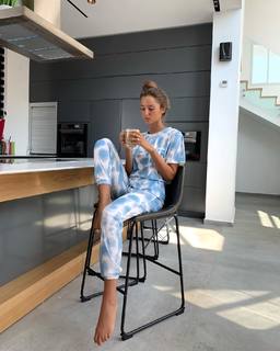 Neta Alchimister feet photo thumbnail