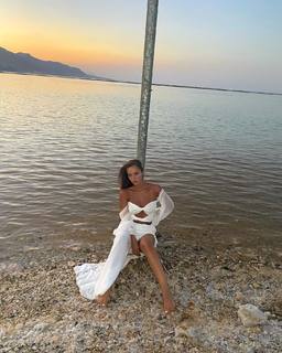 Neta Alchimister feet photo thumbnail