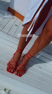 Neta Alchimister feet photo thumbnail