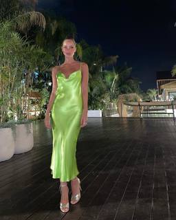 Neta Alchimister feet photo thumbnail