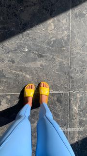 Neta Alchimister feet photo thumbnail