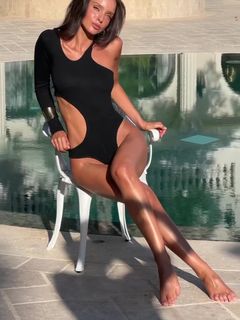 Neta Alchimister feet photo thumbnail