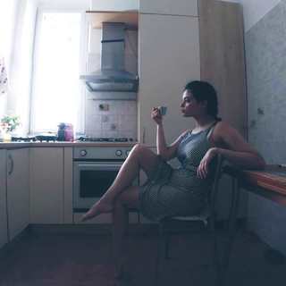 Neva Leoni feet photo 14