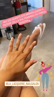 Neva Leoni feet photo 6