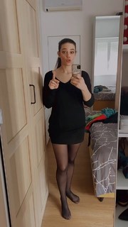 Neva Leoni feet photo 12
