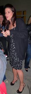 Neve Campbell feet photo thumbnail
