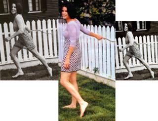 Neve Campbell feet photo thumbnail